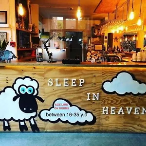 Sleep In Heaven Albergue